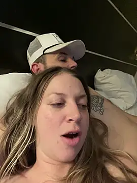 molly witha chance online show from February 14, 2025, 11:21 am