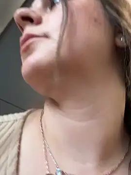 Loella-Rose online show from February 23, 2026, 8:59 am