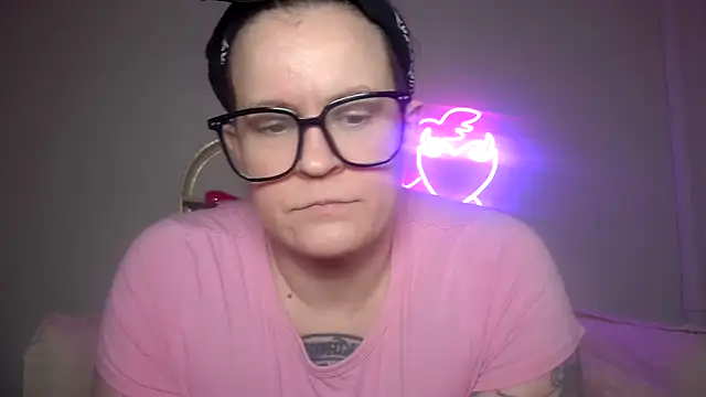 quinnmariexo online show from February 11, 2026, 6:41 pm