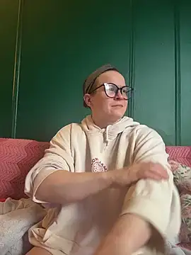 quinnmariexo online show from April 5, 2026, 10:16 pm