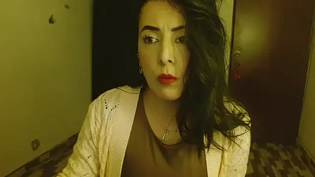 Snapshot of ella_peck chatting on June 25, 2026, 5:12 am ella peck online show from June 25, 2026, 5:12 am