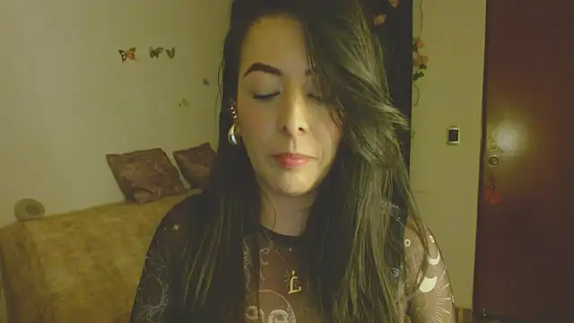 ella peck online show from June 1, 2026, 12:11 am