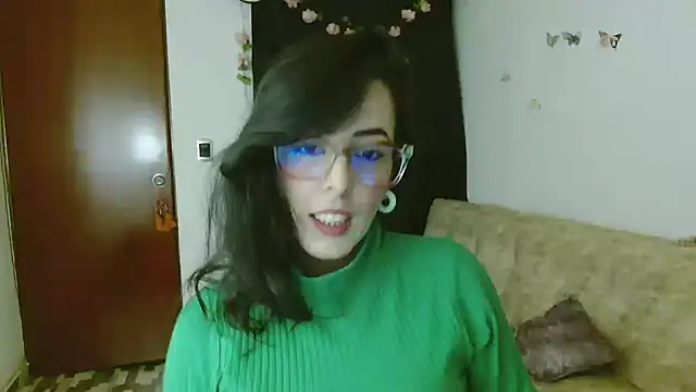 ella peck online show from April 5, 2026, 2:40 am