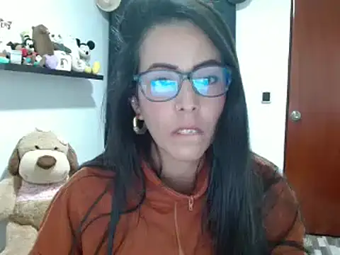 ella peck online show from January 21, 2025, 3:37 am