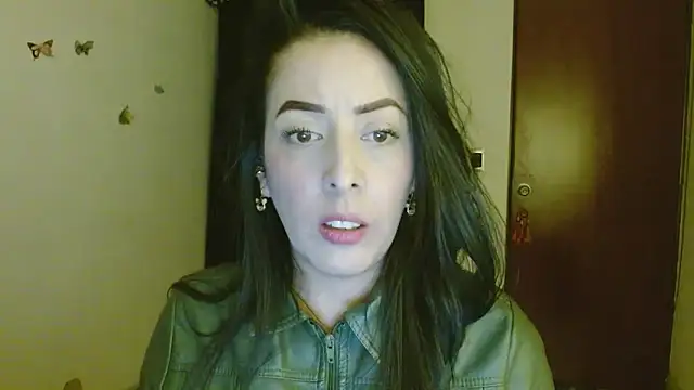 Snapshot of ella_peck chatting on June 26, 2026, 3:34 am ella peck online show from June 26, 2026, 3:34 am