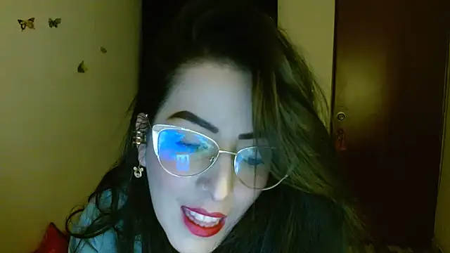 Snapshot of ella_peck chatting on July 1, 2026, 3:51 am ella peck online show from July 1, 2026, 3:51 am