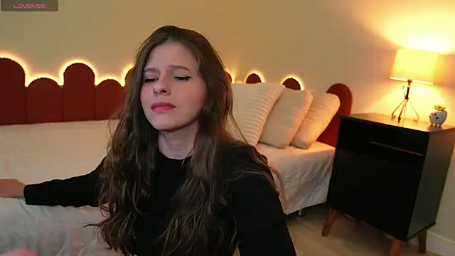 Snapshot of cuteface_bigass_ chatting on June 3, 2026, 6:34 pm cuteface bigass online show from June 3, 2026, 6:34 pm