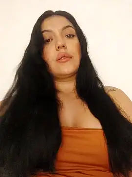 Sophie-hatter online show from March 2, 2025, 2:51 am