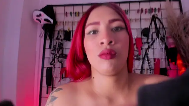 charrlotte quinn online show from December 5, 2025, 2:59 pm