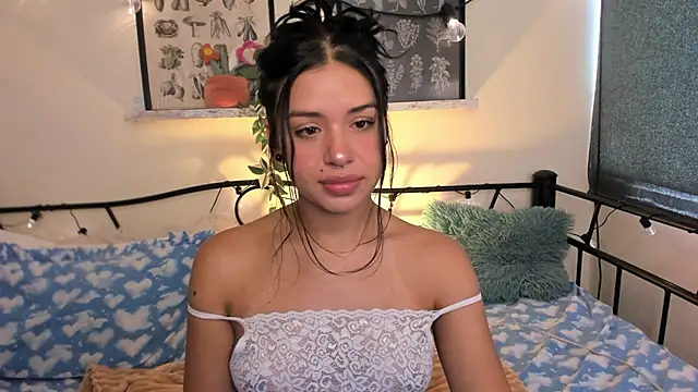 MiaaRose online show from April 7, 2026, 2:41 pm