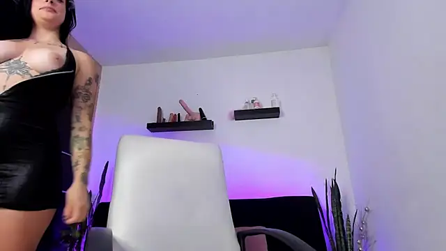 Stanlor1226 online show from March 16, 2025, 9:58 pm