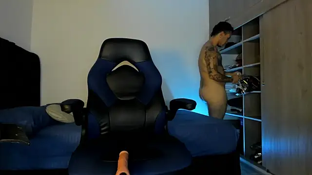 male pussy online show from September 22, 2025, 5:24 am