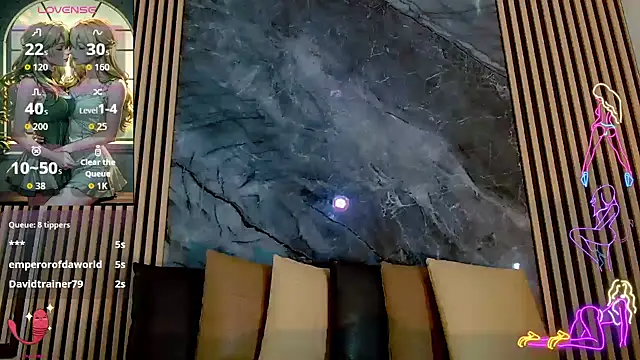 PriscilaRainbow online show from September 9, 2025, 9:35 pm