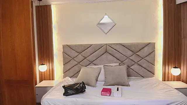 Raquel jones online show from March 15, 2026, 12:01 pm