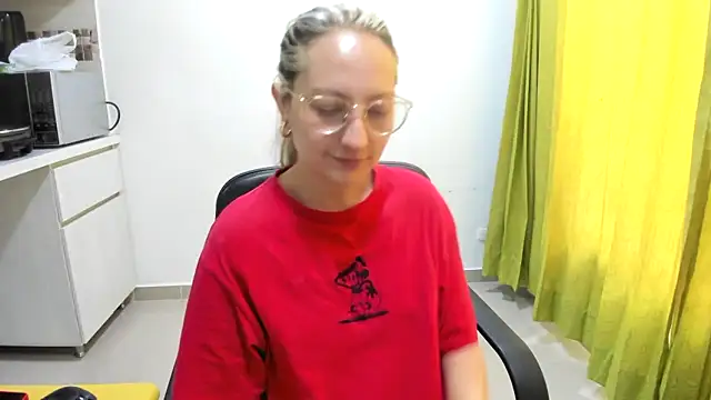 Adele johnsonn1 online show from March 3, 2025, 3:22 pm