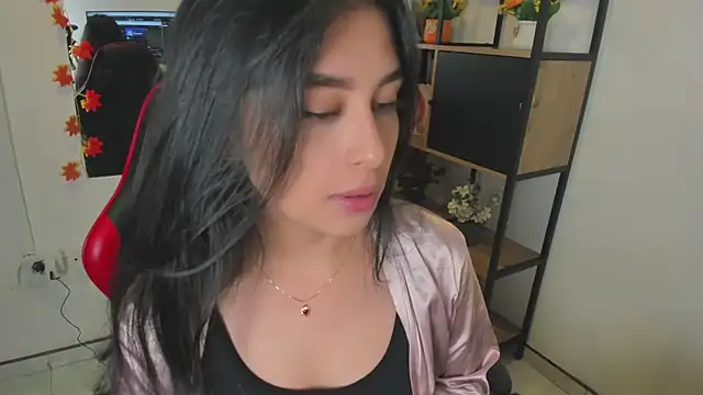 MelodySweett online show from October 7, 2025, 1:17 am