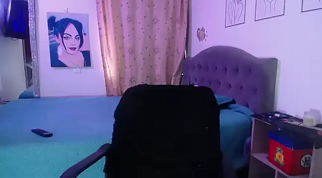 violett honney online show from February 8, 2025, 10:29 pm