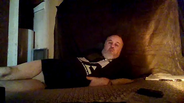 Nightshade7712 online show from September 29, 2025, 9:53 pm