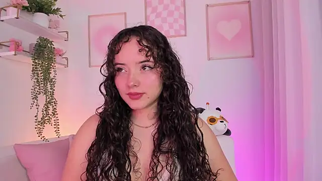 Aurora aaa online show from February 11, 2025, 10:39 pm