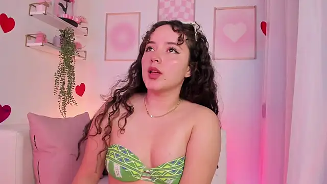 Aurora aaa online show from March 7, 2025, 10:10 pm