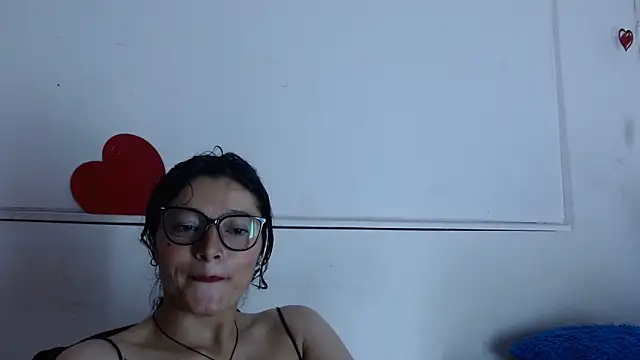 Snapshot of lunazulsj chatting on March 15, 2025, 6:21 pm lunazulsj online show from March 15, 2025, 6:21 pm