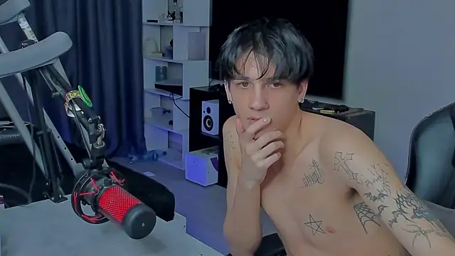 MarkBrowniii online show from September 9, 2025, 12:32 am