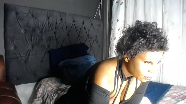 Nattybae09 online show from November 4, 2025, 4:44 pm