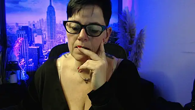 ninarandmann online show from January 17, 2026, 6:11 pm