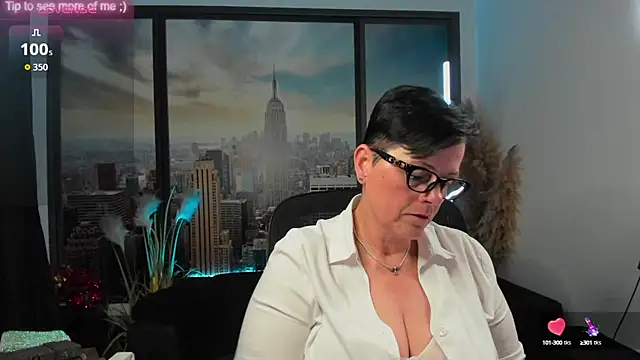 ninarandmann online show from September 18, 2025, 5:27 pm