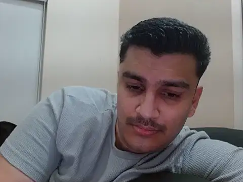 robintoit online show from April 13, 2026, 2:10 pm