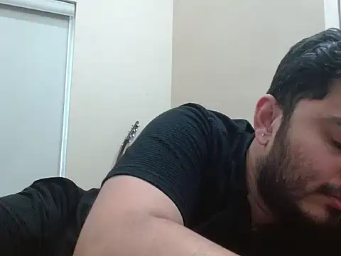 Snapshot of robintoit chatting on February 17, 2026, 4:54 am robintoit online show from February 17, 2026, 4:54 am