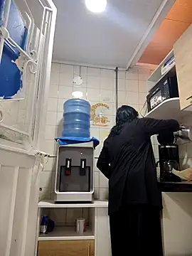 Natasha milf   online show from November 8, 2025, 12:31 pm