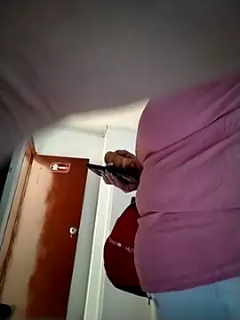 Natasha milf   online show from March 24, 2026, 1:22 pm