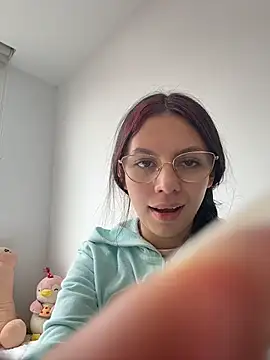 Bonniepark online show from February 14, 2026, 5:02 pm