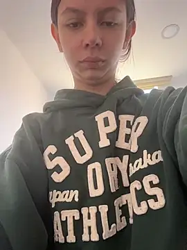 Bonniepark online show from February 25, 2026, 5:02 pm