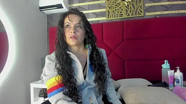 hanny milf online show from March 18, 2025, 11:33 am