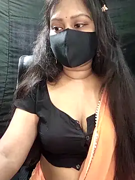 Idhika Paul online show from September 21, 2025, 1:11 am