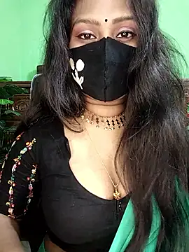 Idhika Paul online show from January 15, 2026, 1:58 pm