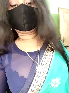 Snapshot of Idhika_Paul chatting on March 2, 2026, 6:36 am Idhika Paul online show from March 2, 2026, 6:36 am