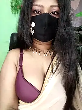 Idhika Paul online show from December 23, 2025, 2:44 am