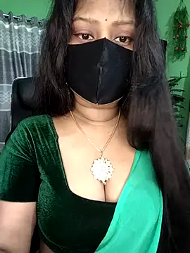 Idhika Paul online show from September 23, 2025, 2:07 am