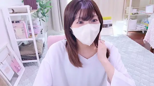 Mii v v online show from September 28, 2025, 12:17 am