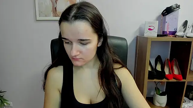 KateDelight online show from November 8, 2025, 7:45 am