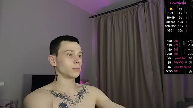 R1mmo   online show from October 11, 2025, 8:21 pm