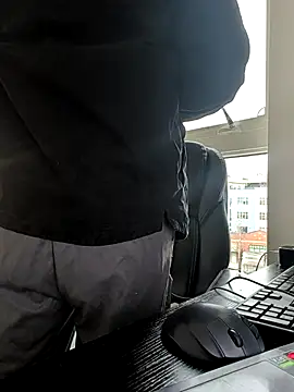 Armyexhibitionistvet online show from December 21, 2025, 7:59 pm