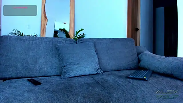 alex wolf  online show from October 2, 2025, 3:26 pm