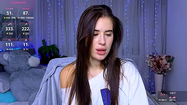 Milkissss online show from October 3, 2025, 6:53 pm