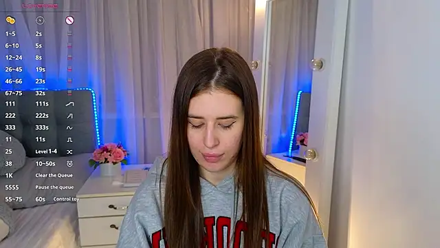 Snapshot of Milkissss chatting on February 26, 2026, 11:05 pm Milkissss online show from February 26, 2026, 11:05 pm