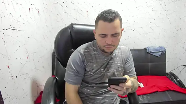  ace ventura online show from September 12, 2025, 5:56 pm