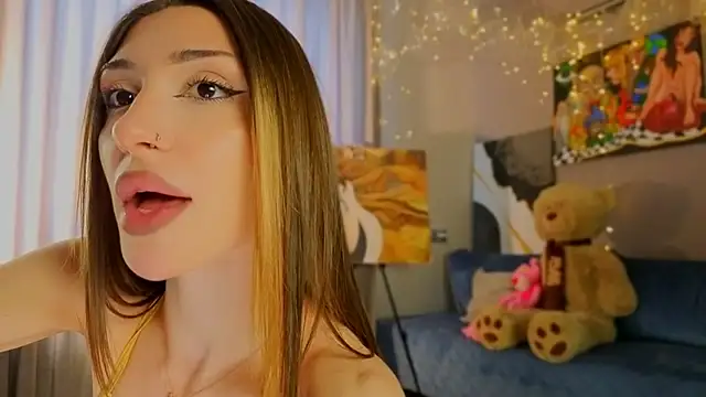 mollyyank online show from February 11, 2026, 11:32 am